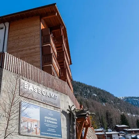 Lägenhet Basecamp Apartments