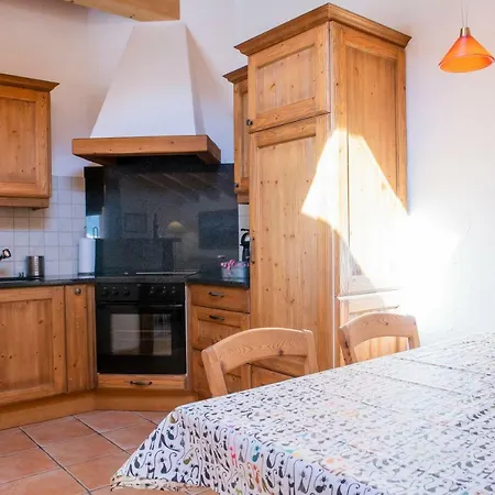 Lägenhet Basecamp Apartments *