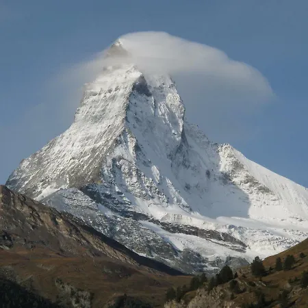 Basecamp Apartments *